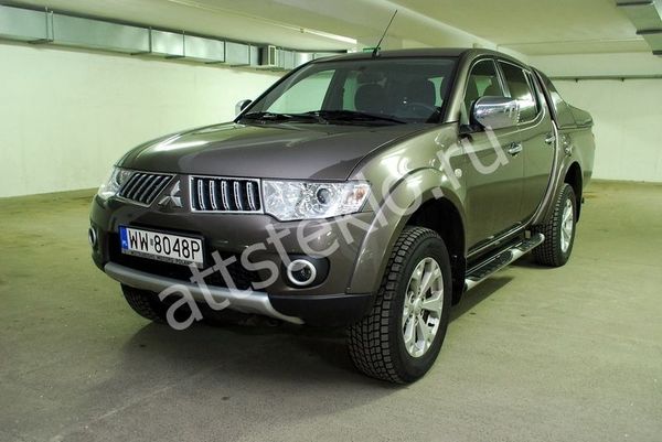 Автостекла Mitsubishi L200 IV c установкой в Москве